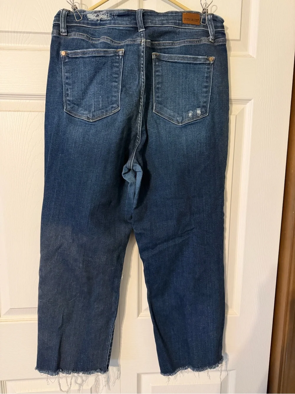 Judy Blue Distressed Dark Blue Women’s Jeans - Classic Cropped leg